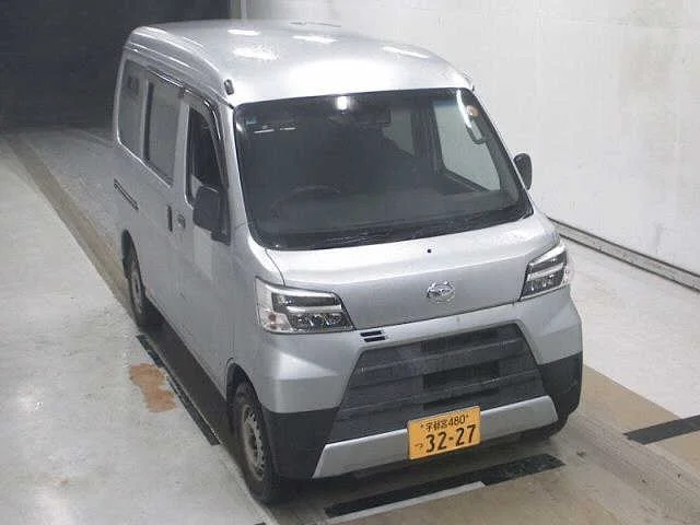 Daihatsu Hijet Cargo S321V 2021